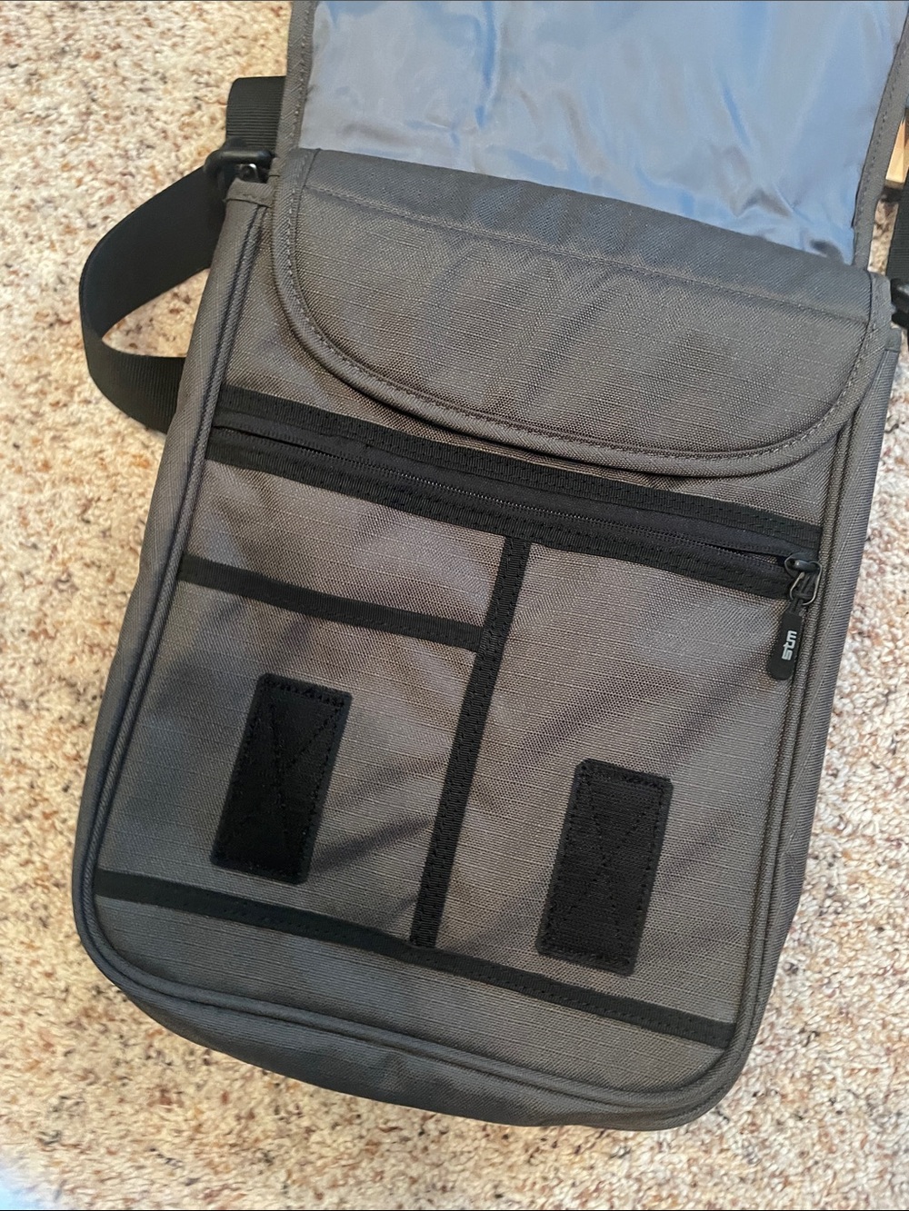 STM Black Crossbody Messenger Laptop Bag - Picture 5 of 9